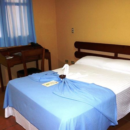 Hotel Los Arcos Estelí Habitación foto